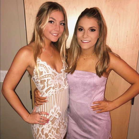 Meet your Posher, Cara - Picture 4 of 4